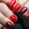 Яркий красный маникюр: тренды 2019